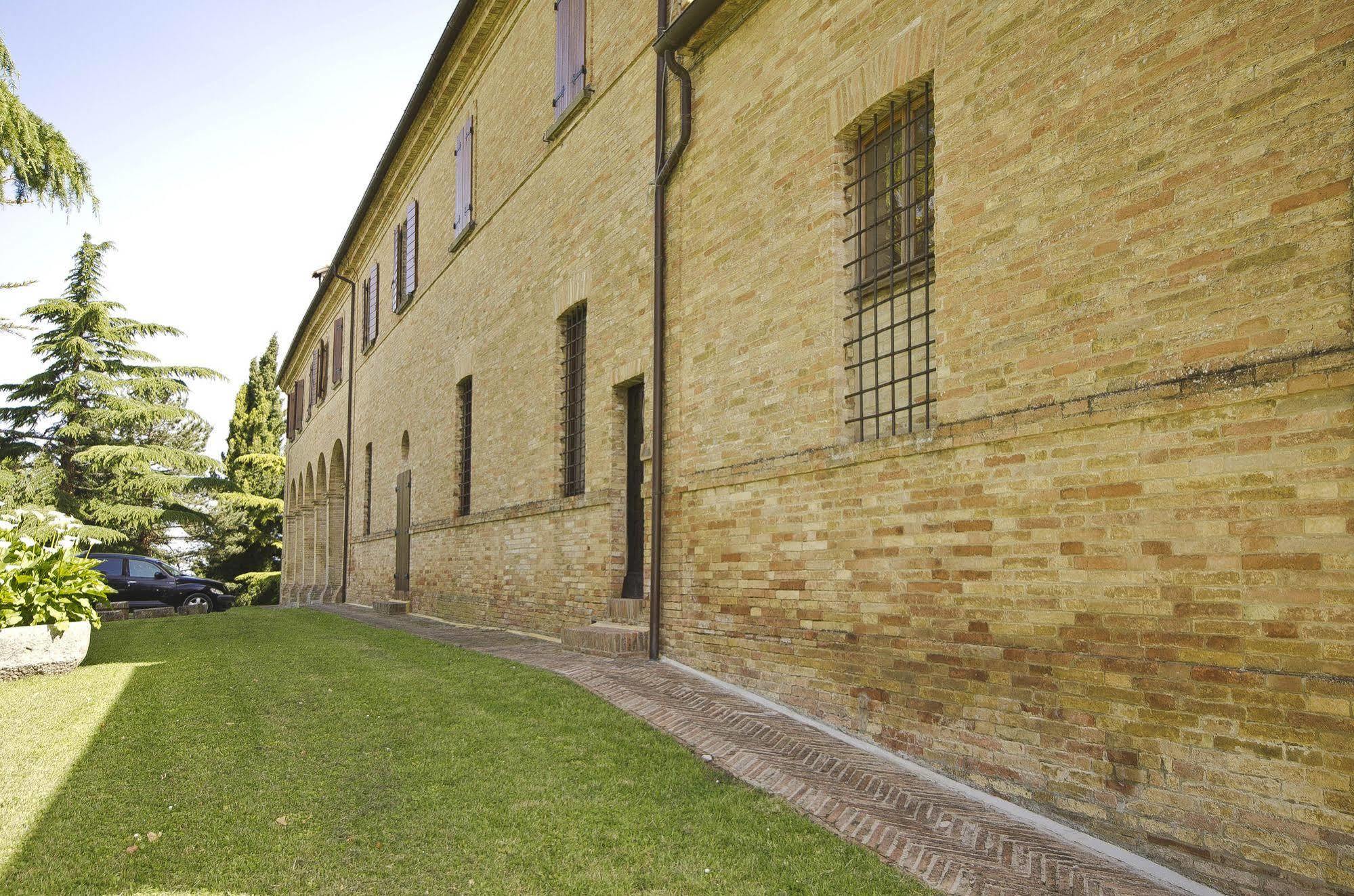Convento Di San Francesco Frühstückspension Mondaino